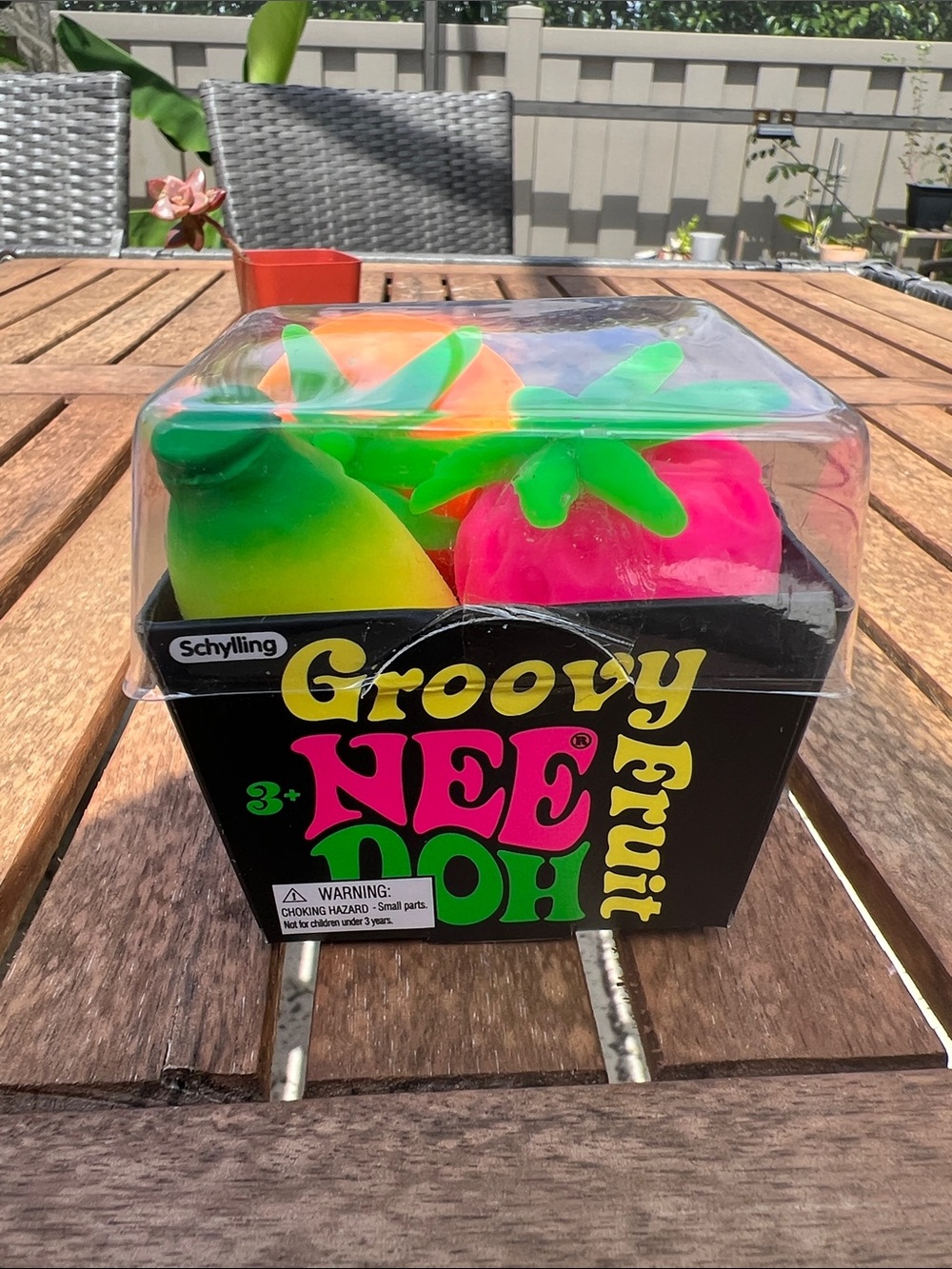 **AUTHENTIC** Needoh Groovy Fruit